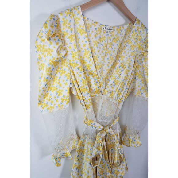 For Love & Lemons Women's Sz. M Daffodil Robe Collab with Victoria Secrets - Picture 5 of 13